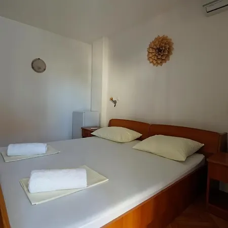 For 2 3* Trogir